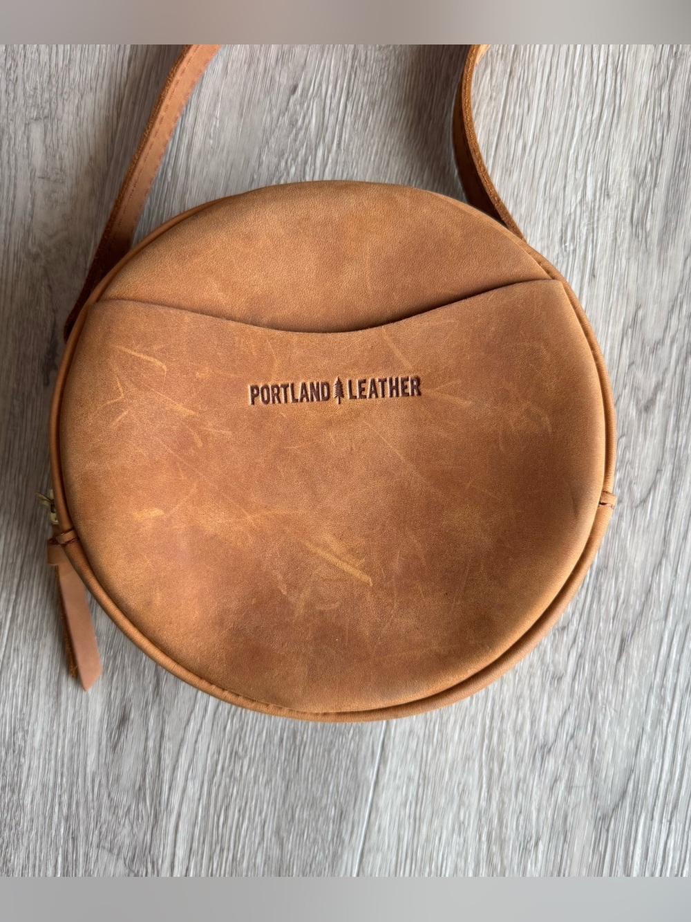 Portland Leather Circle Crossbody Brown Small